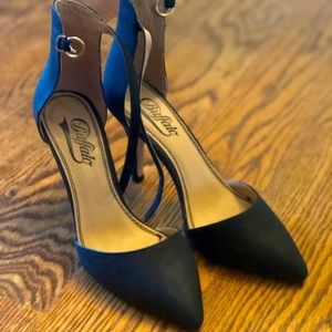 Buffalo High Heels Size 6 Black